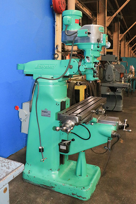 42'' Table 1.5HP Spindle Bridgeport 2J Vari-Speed VERTICAL MILL (Ref No ...